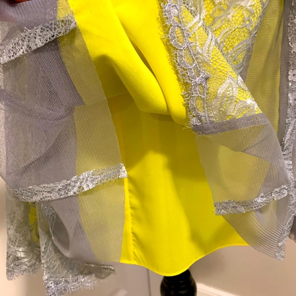 BCBG Formal Sheath/Lace Dress - Picture 6 of 6